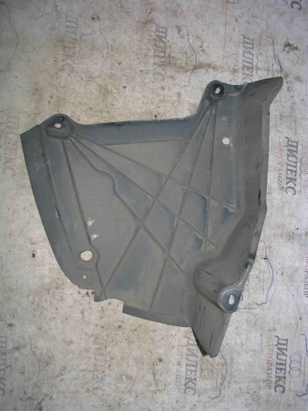 защита антигравийная Audi A4 (B8) 2007-2015 - -