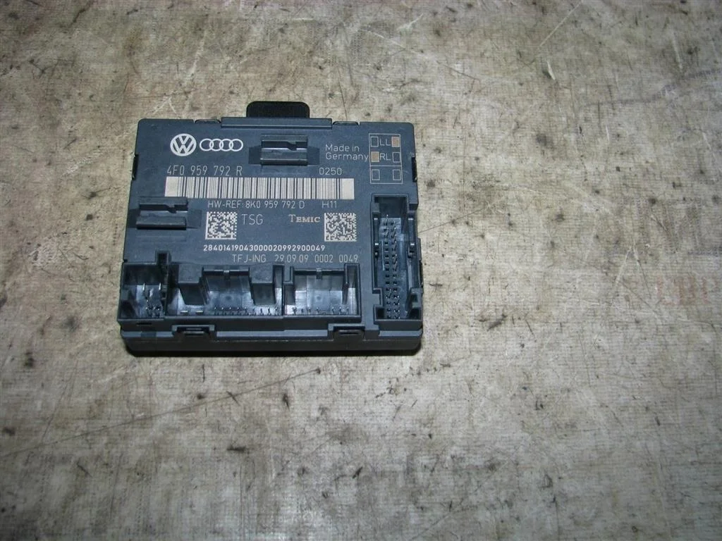 блок управления двери Audi A6 (C6 4F) 2004-2011 - -