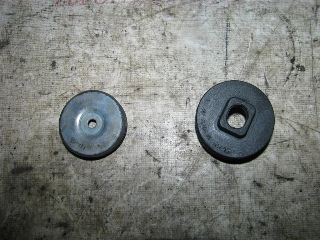 подушка радиатора основного Audi Q5 - -