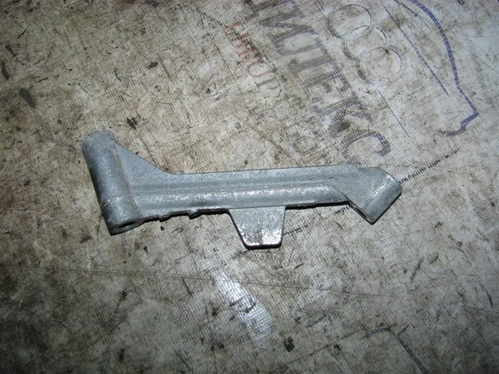 кронштейн Audi A5 /S5 Coupe/Sportback - -