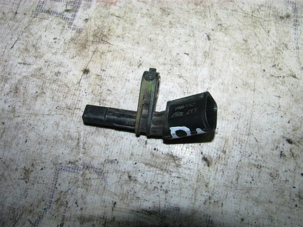 датчик abs VW Tiguan 2007-2011 L F