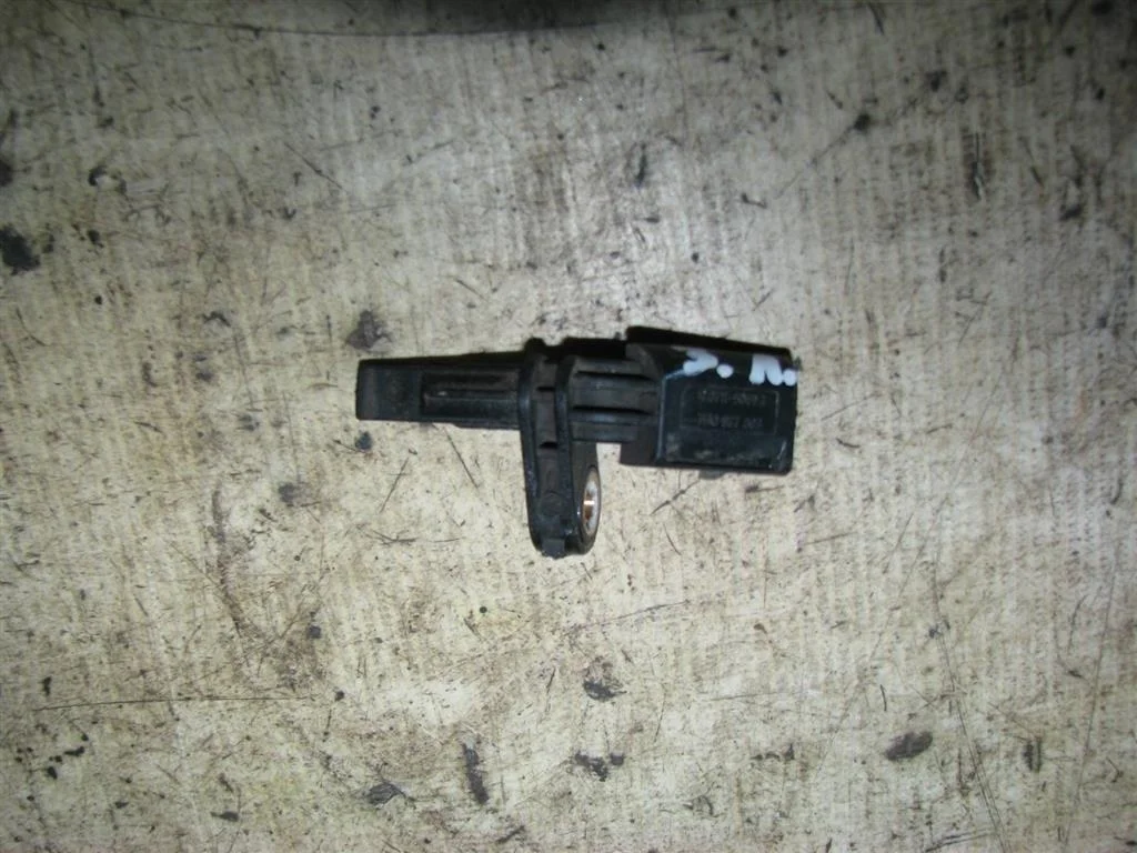 датчик abs VW Tiguan 2007-2011 L -