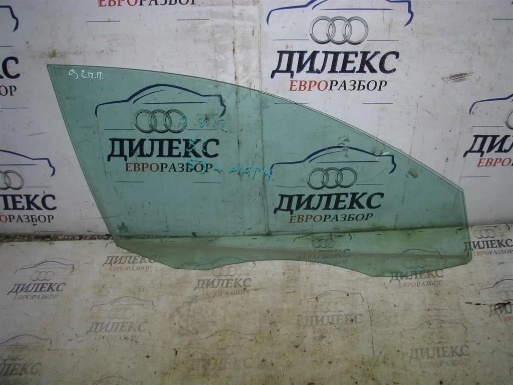 стекло двери VW Passat (B6) 2005-2010 R F