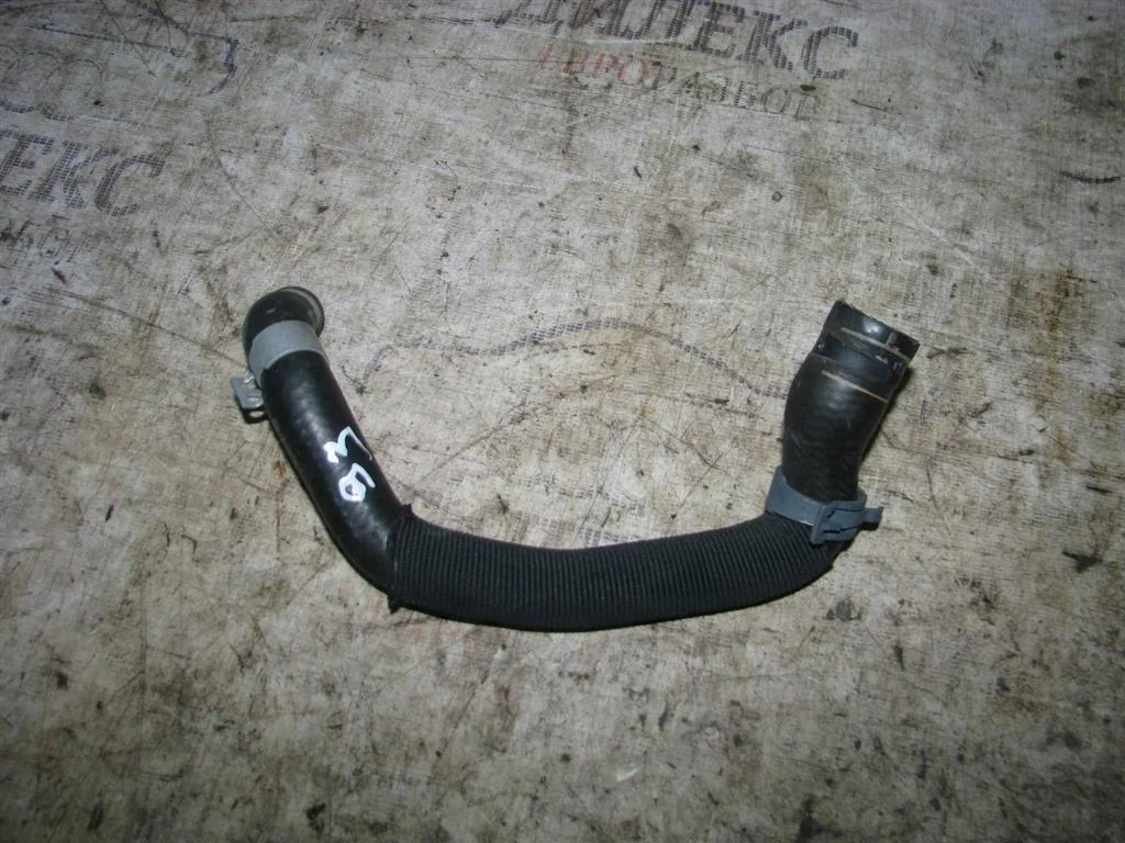 патрубок Audi A4 [B8] Allroad 2009-2016 - -