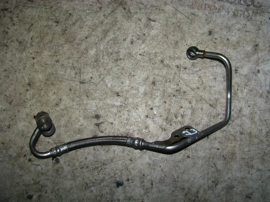 трубка масляная Audi A4 [B8] Allroad 2009-2016 - -