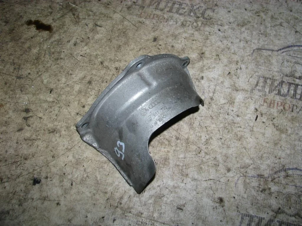 пыльник (п.п.к.) Audi A4 [B8] Allroad 2009-2016 - -