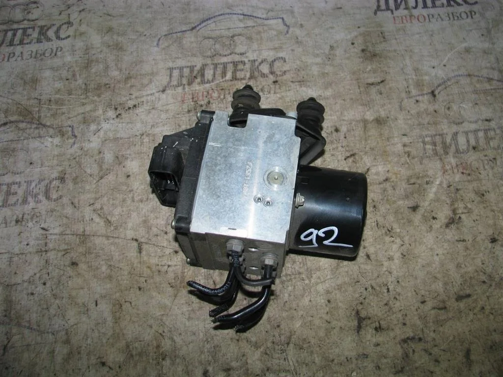 блок abs (насос) VW Passat (B6) 2005-2010 - -