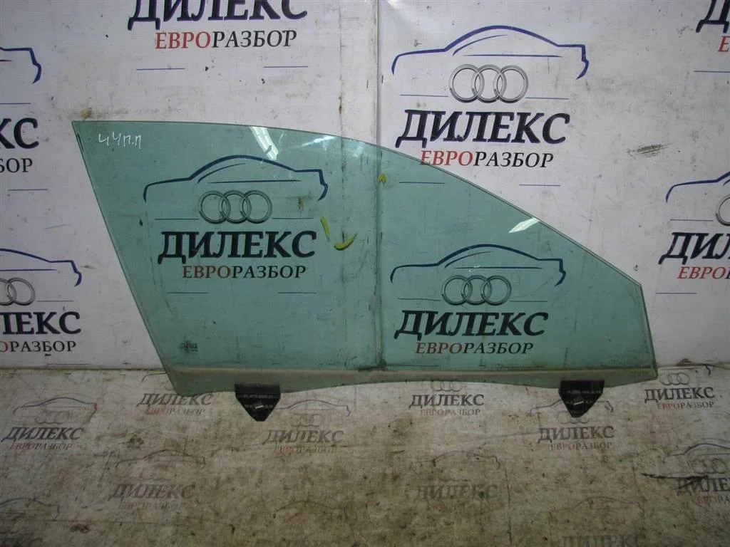 стекло двери Audi A4 (B7) 2004-2009 R F
