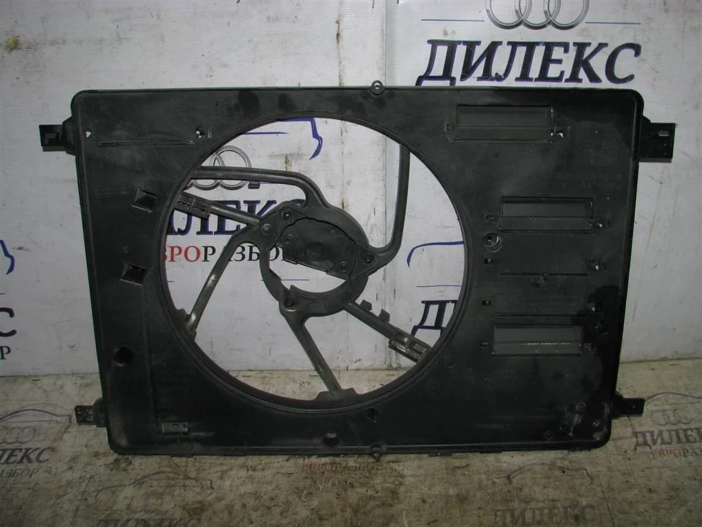 диффузор вентилятора Volvo V60 2011-2018 - -