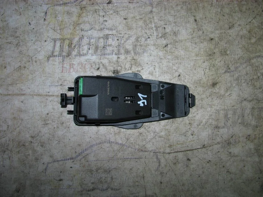 блок электронный Volvo V60 2011-2018 - -