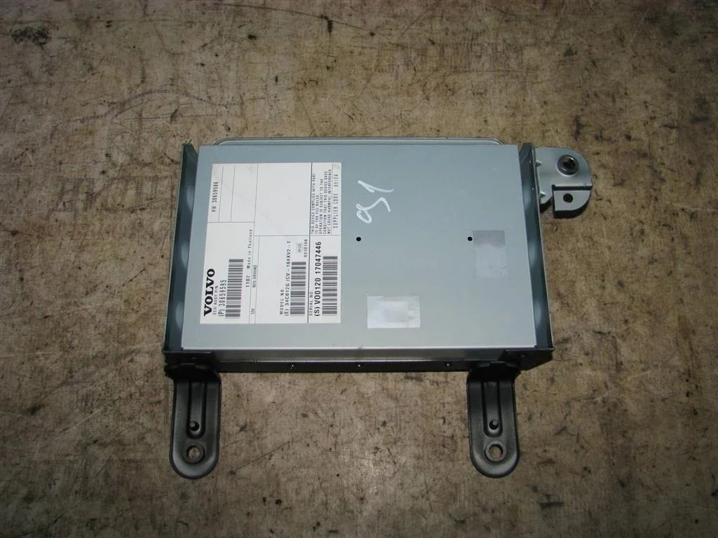 усилитель акустической системы Volvo V60 2011-2018 - -