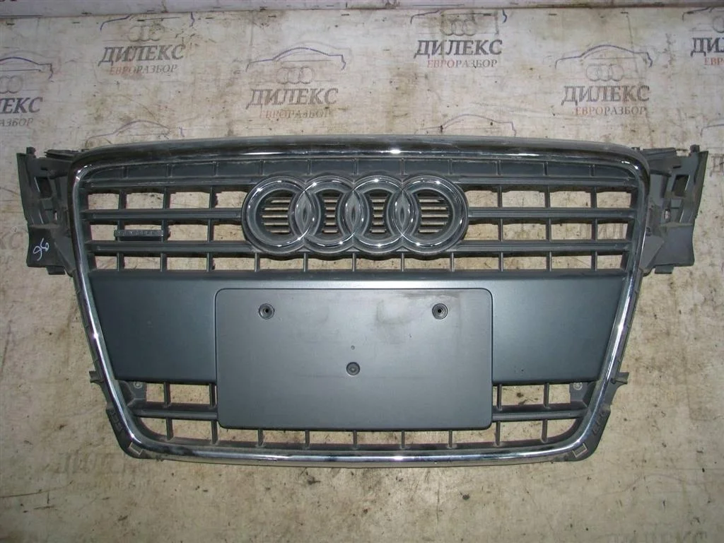 решетка радиатора Audi A4 (B8) 2007-2015 - -