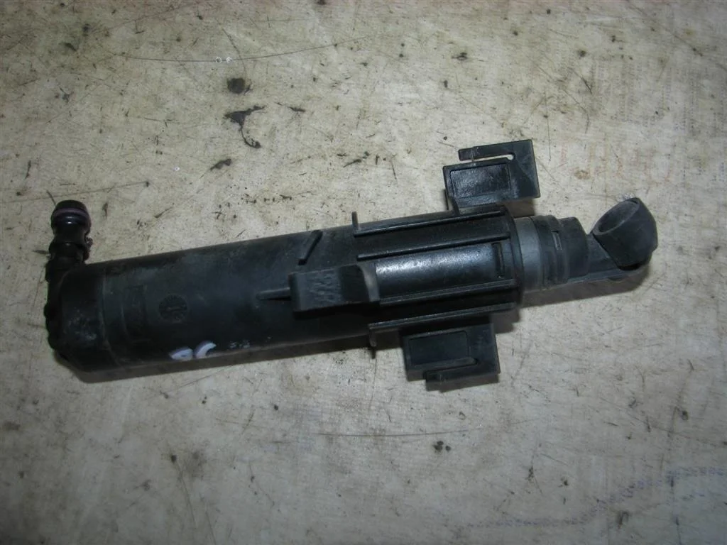 форсунка омывателя фары Audi A4 (B8) 2007-2015 L -