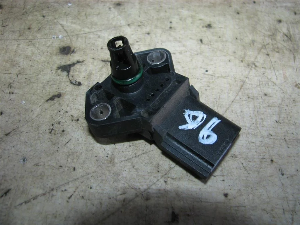 датчик абсолютного давления Audi A4 (B8) 2007-2015 - -