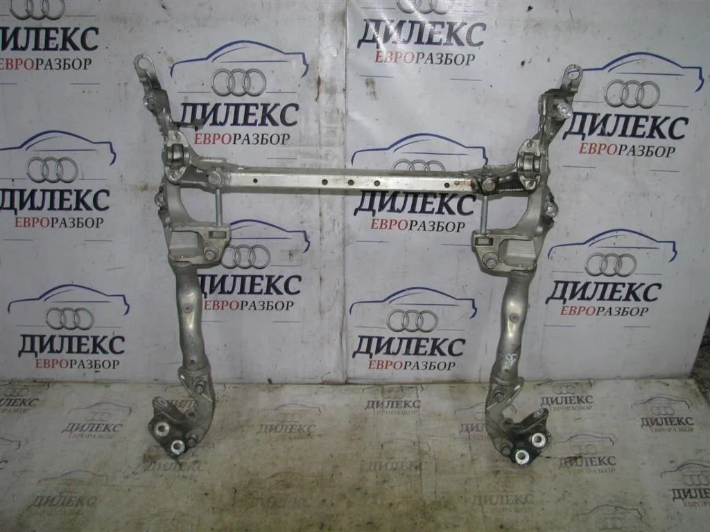 балка подмоторная Audi A4 (B8) 2007-2015 - -
