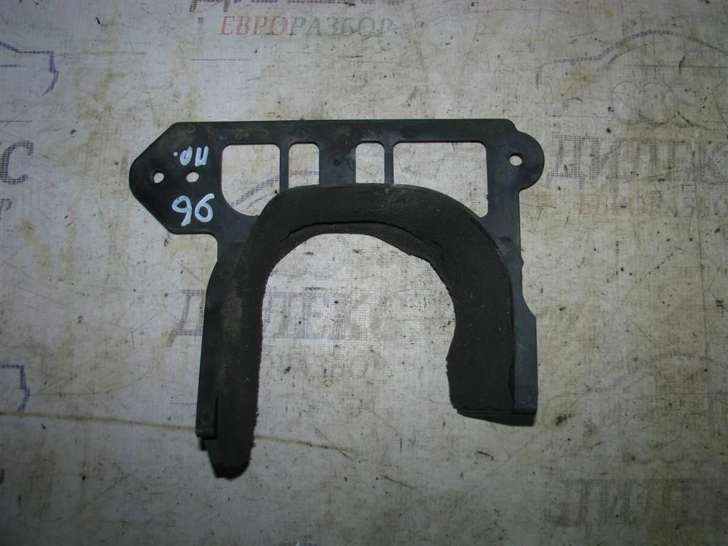 накладка (кузов наружные) Audi A4 (B8) 2007-2015 - -