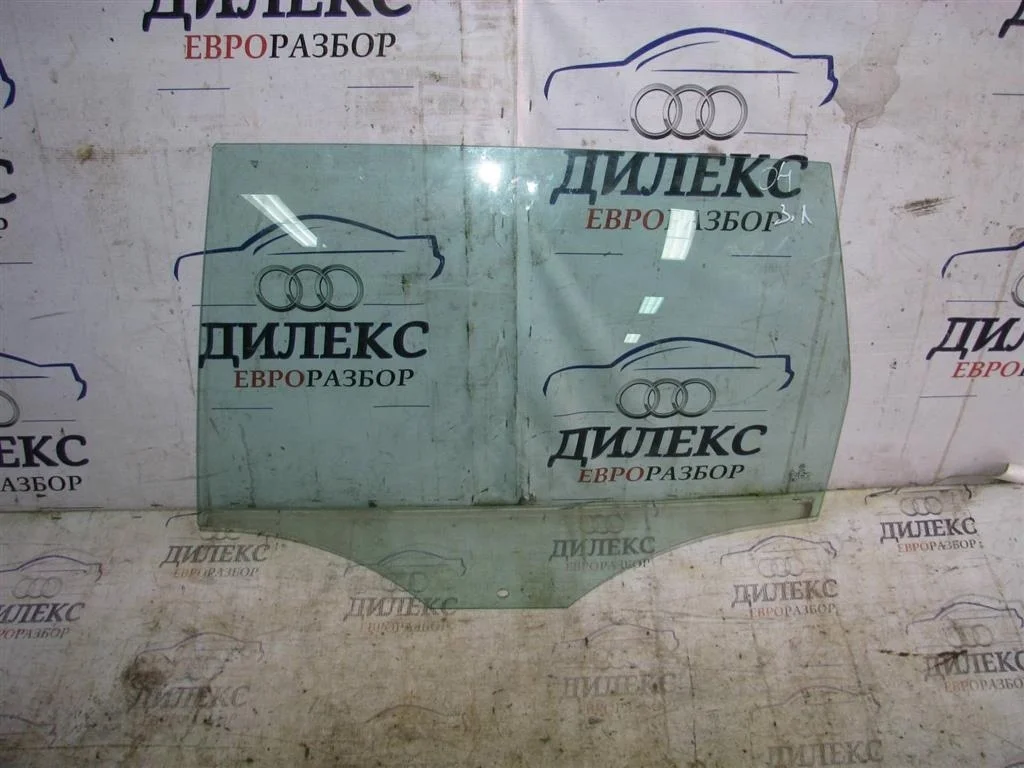 стекло двери VW Passat (B6) 2005-2010 L R