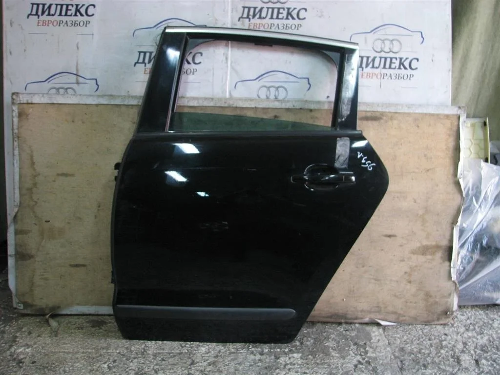 молдинг двери Peugeot 3008 2010-2016 L R