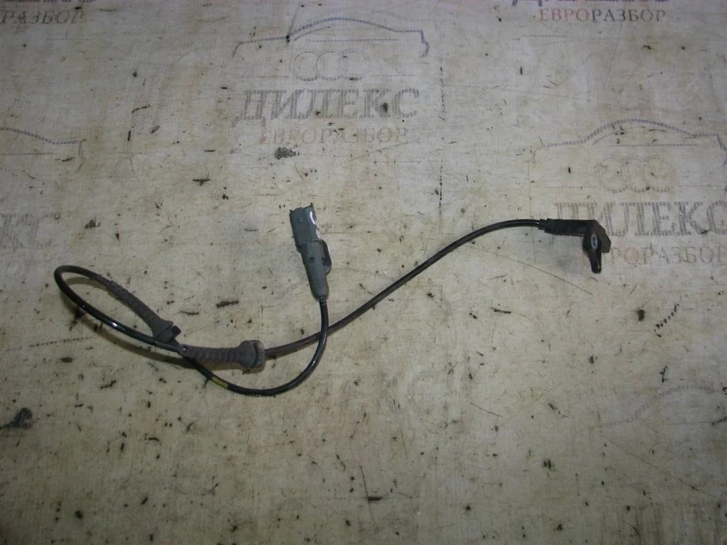 датчик abs Peugeot 3008 2010-2016 - F