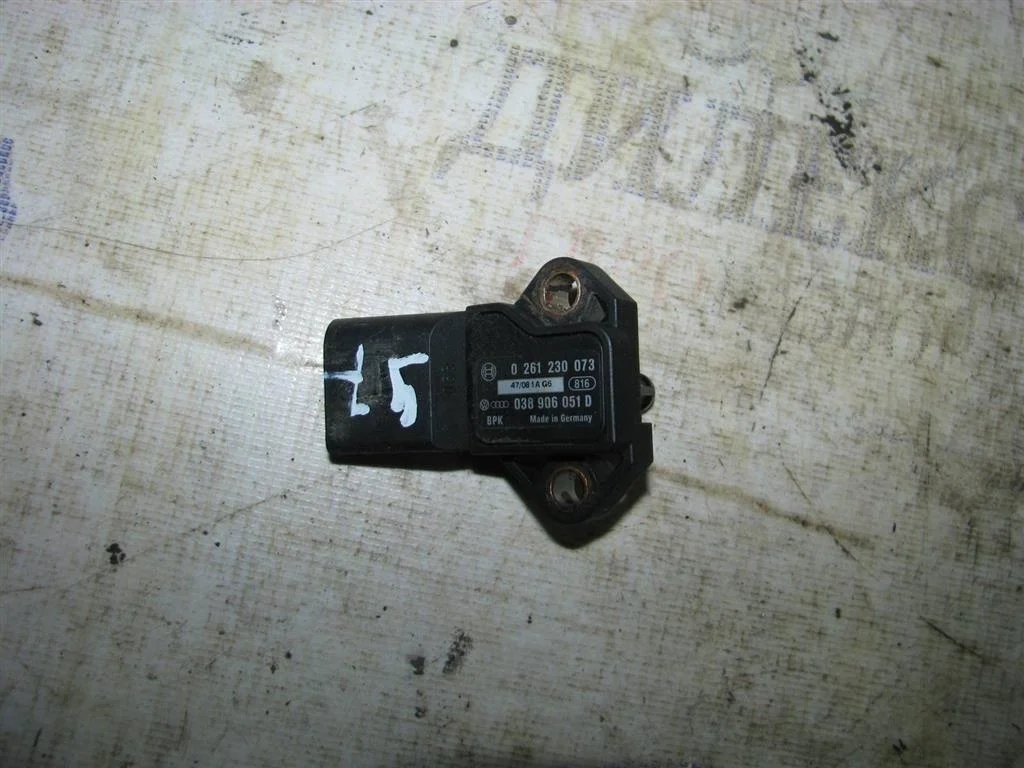 датчик абсолютного давления VW Tiguan 2007-2011 - -