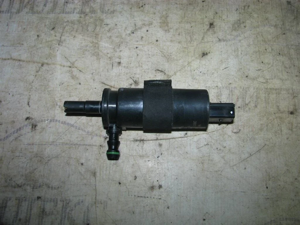 насос омывателя фар Audi A6 (C6 4F) 2004-2011 - -