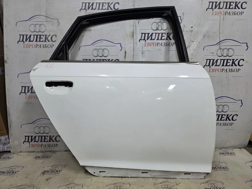 дверь Audi A6 (C6 4F) 2004-2011 R R
