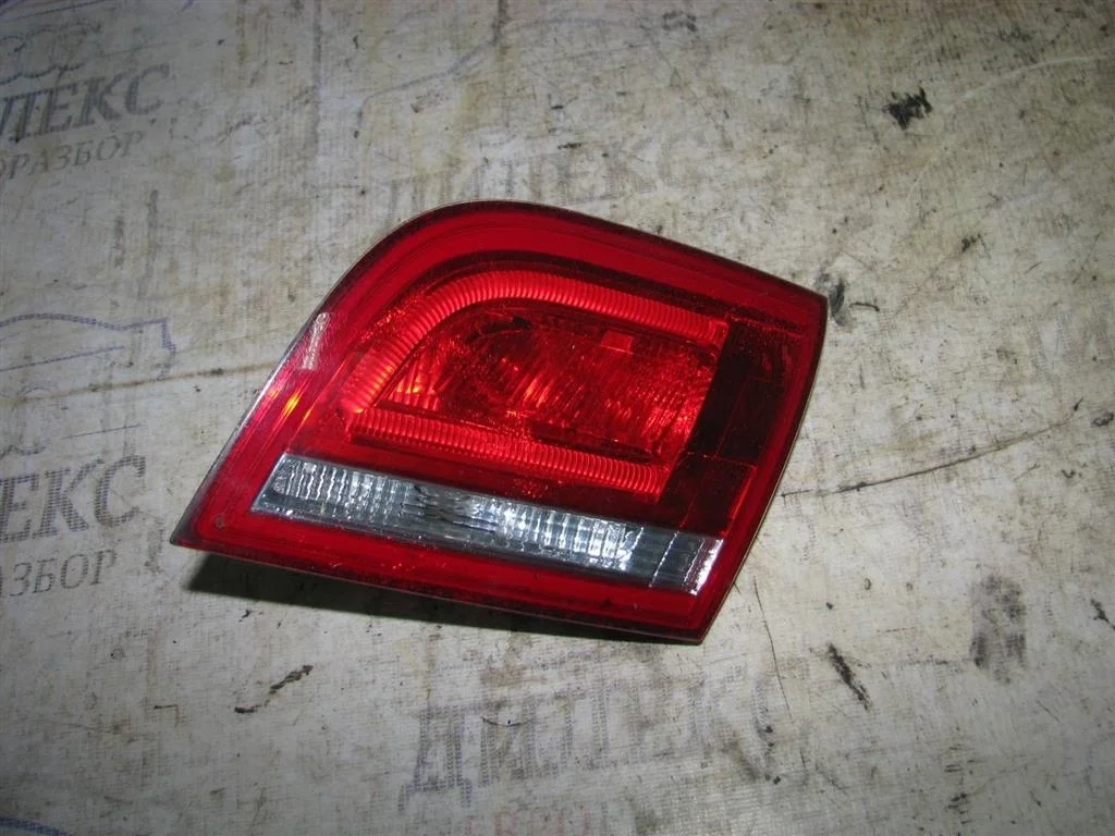 фонарь внутренний Audi A3 (8PA) 2004-2013 R R
