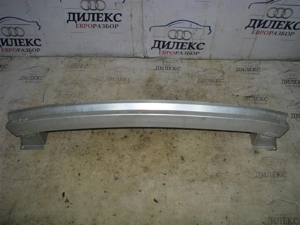 усилитель заднего бампера Audi A3 (8PA) 2004-2013 - R