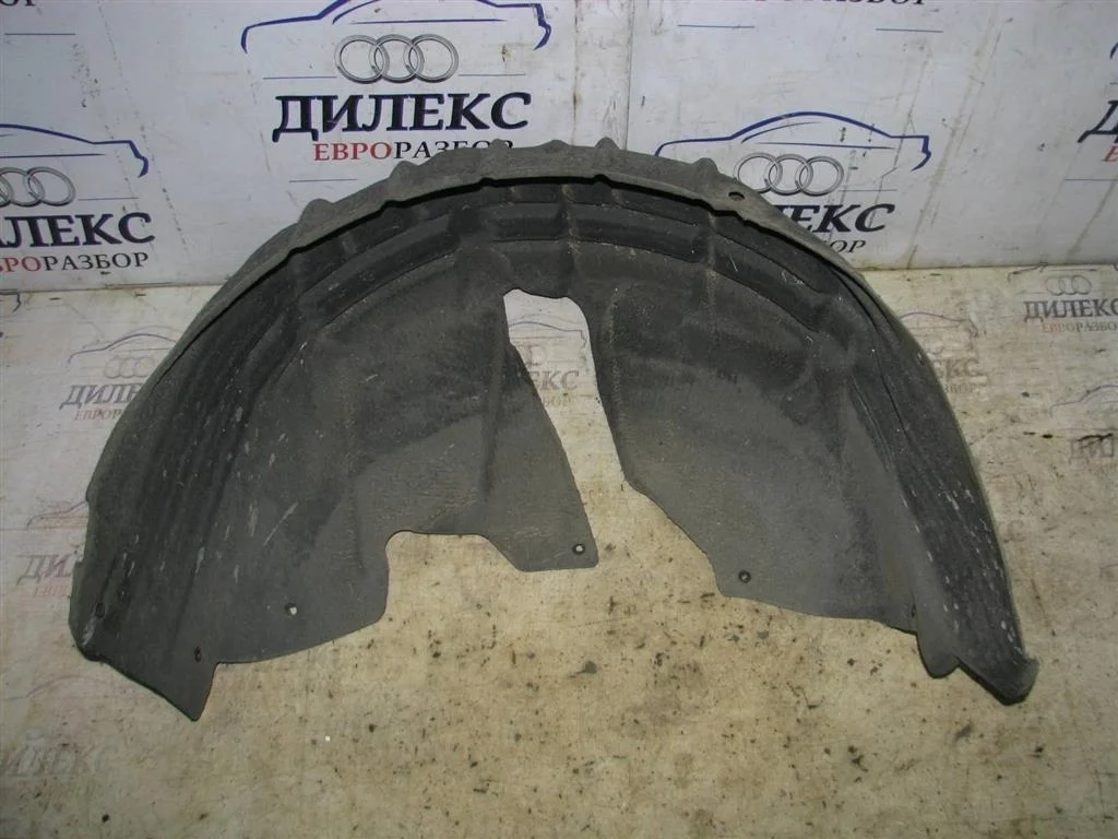 подкрылок Audi A3 (8PA) 2004-2013 L R