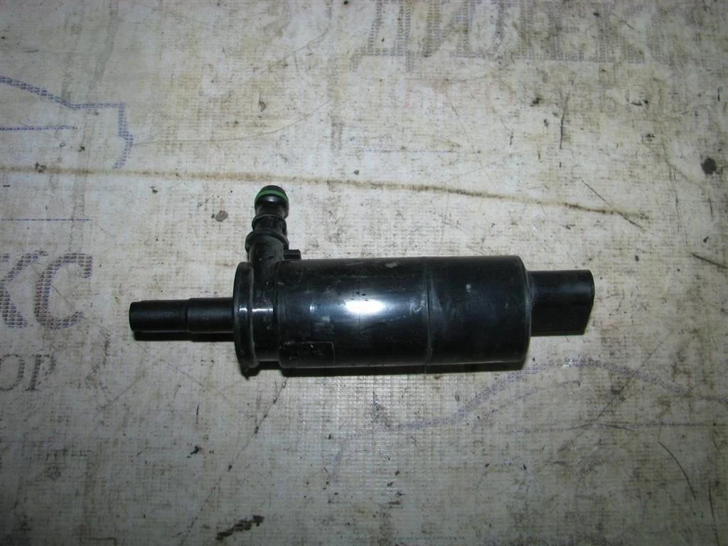 насос омывателя фар VW Tiguan 2007-2011 - -