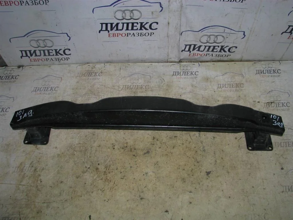 усилитель заднего бампера VW Tiguan 2007-2011 - R