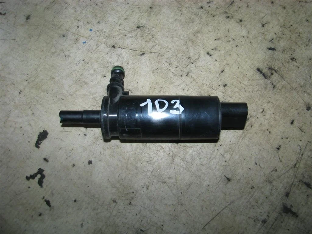 насос омывателя фар VW Tiguan 2007-2011 - -