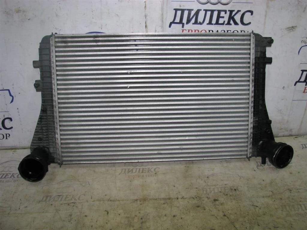интеркулер VW Tiguan 2007-2011 - -