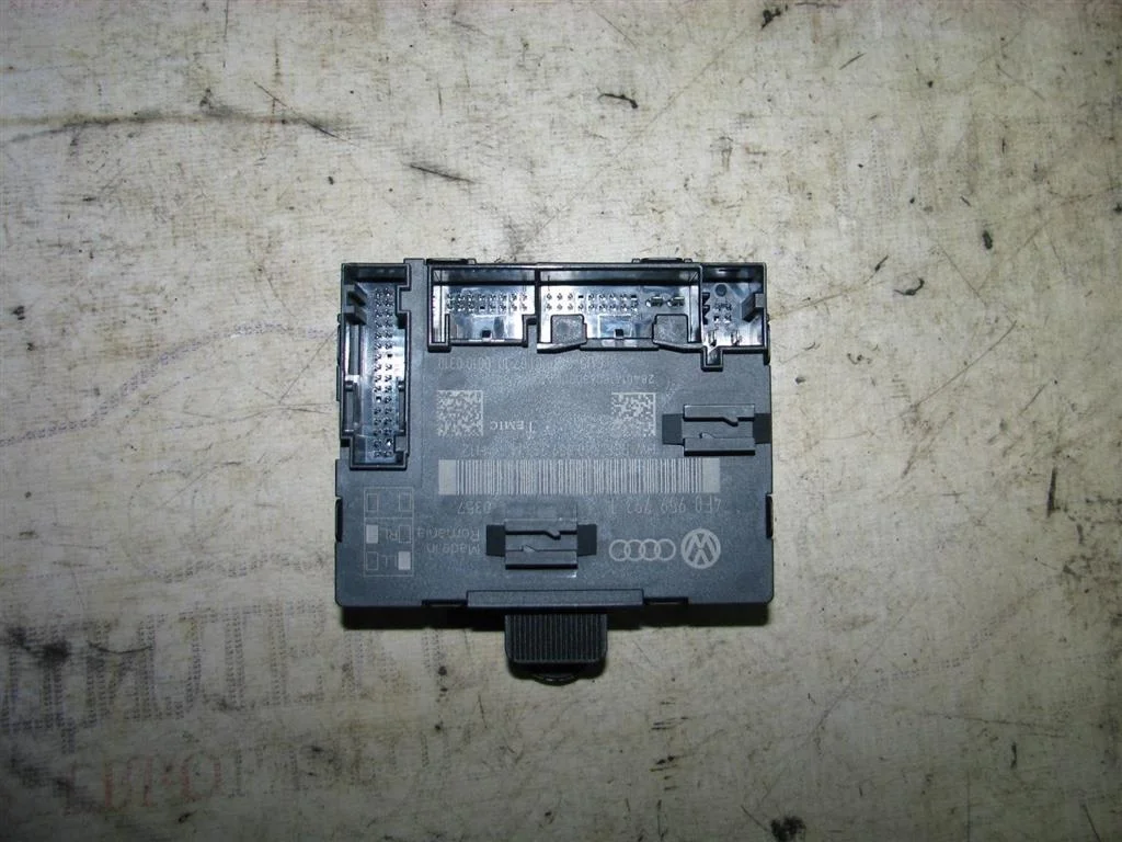 блок комфорта Audi A6 (C6 4F) 2004-2011 - -