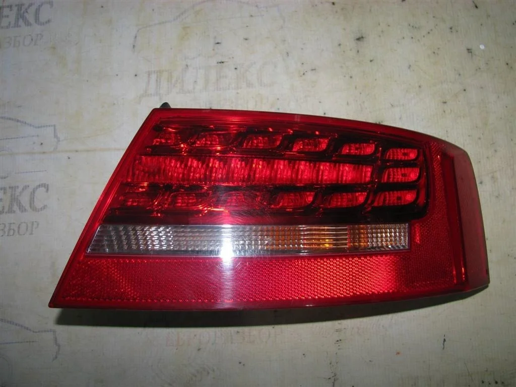 фонарь наружный Audi A5 /S5 Coupe/Sportback R R