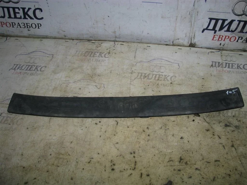 накладка декоративная Audi A5 /S5 Coupe/Sportback - -