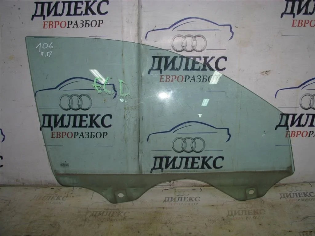 стекло двери VW Touareg 2002-2010 R F