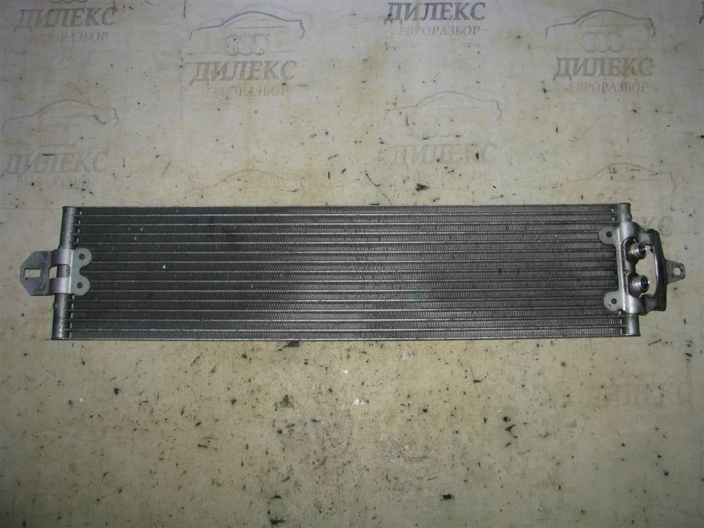 радиатор (маслоохладитель) акпп VW Touareg 2002-2010 - -