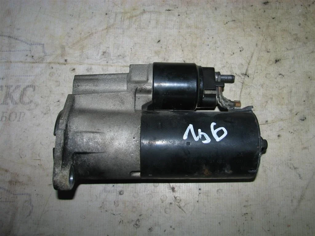 стартер VW Touareg 2002-2010 - -