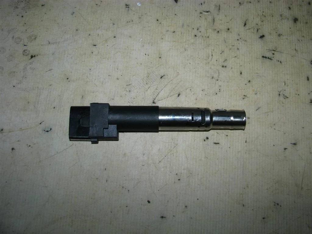 катушка зажигания VW Touareg 2002-2010 - -