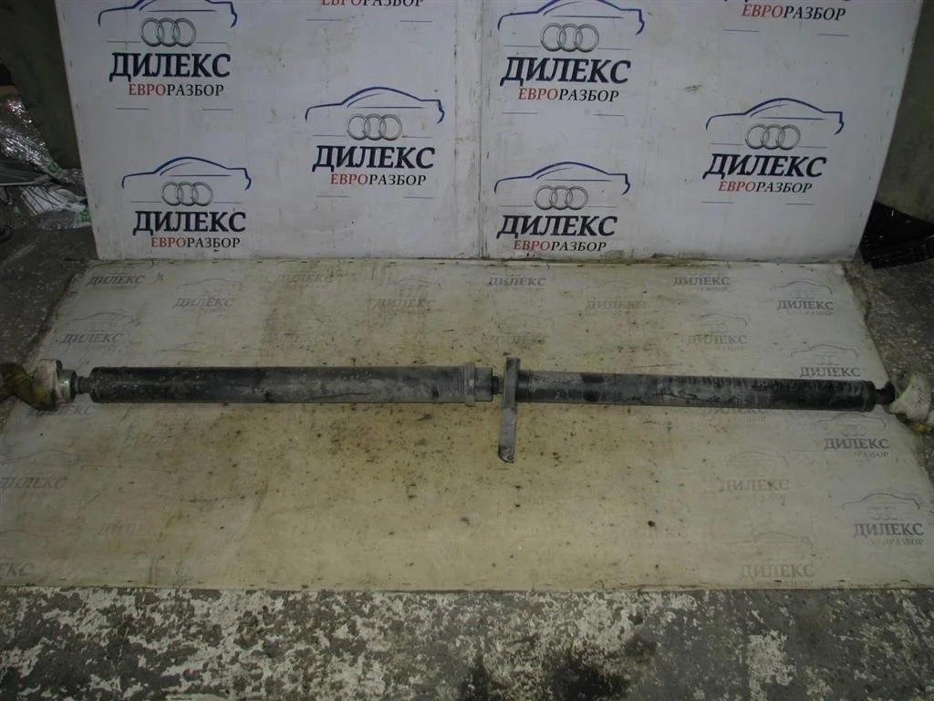 вал карданный Audi A6 (C6 4F) 2004-2011 - -