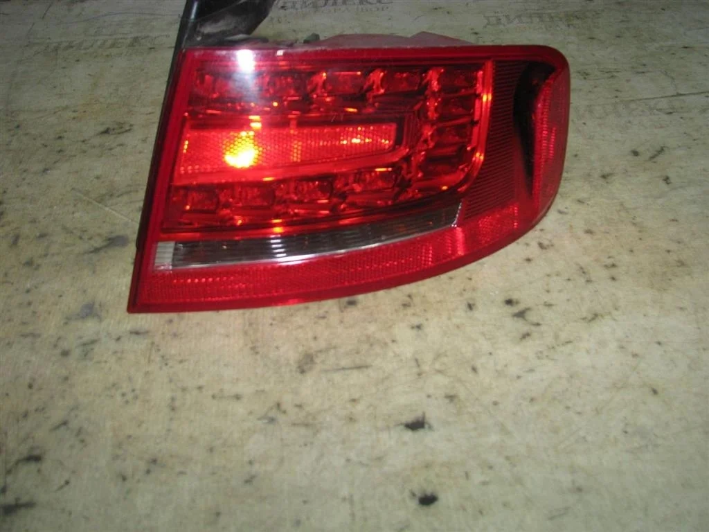 фонарь наружный Audi A4 (B8) 2007-2015 R R