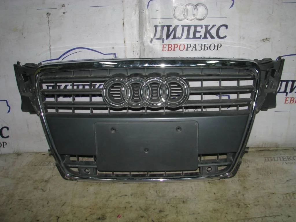 решетка радиатора Audi A4 (B8) 2007-2015 - -