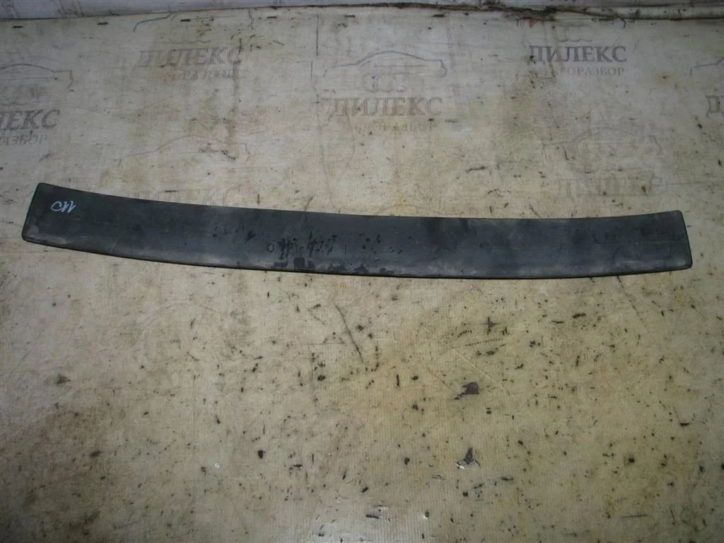 накладка декоративная Audi A4 (B8) 2007-2015 - -