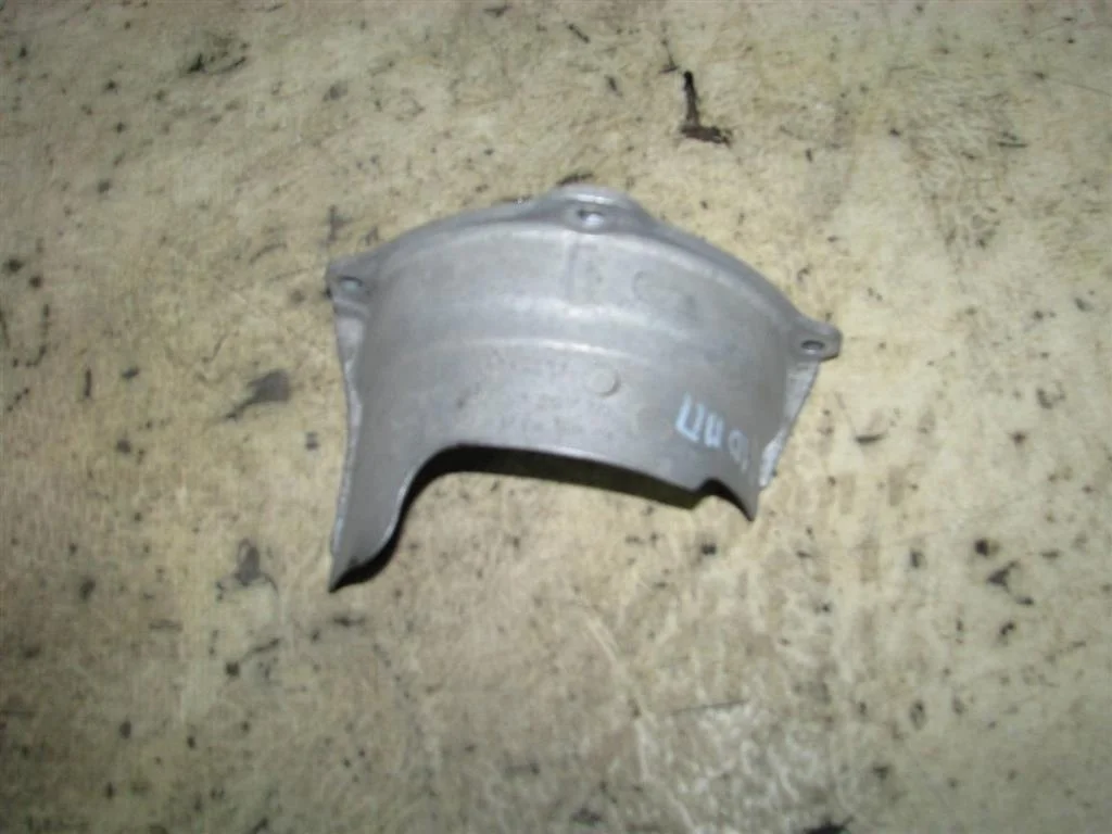 пыльник Audi A4 (B8) 2007-2015 - -