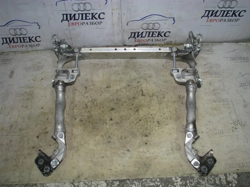 балка подмоторная Audi A4 (B8) 2007-2015 - -