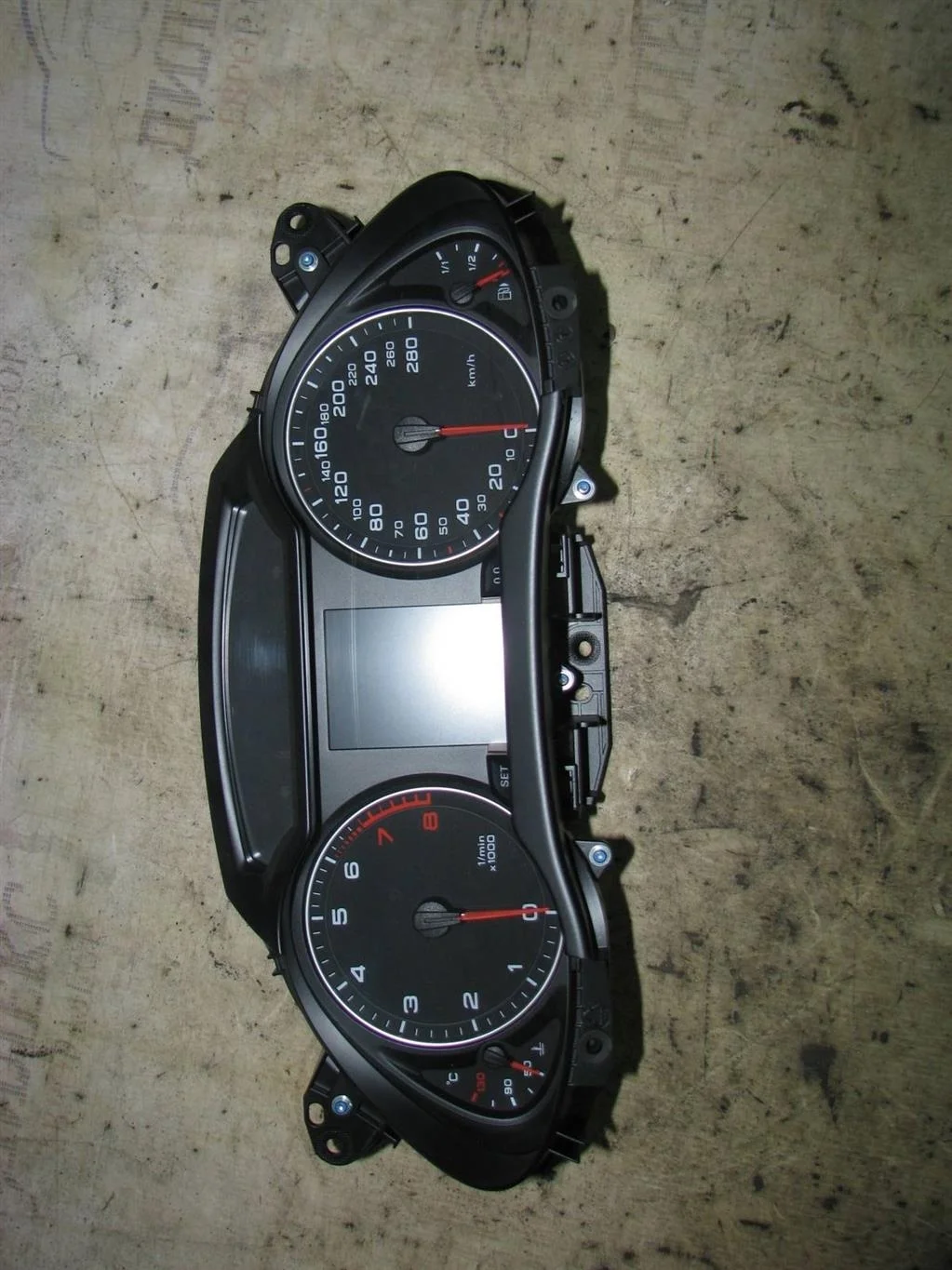 панель приборов Audi A4 (B8) 2007-2015 - -