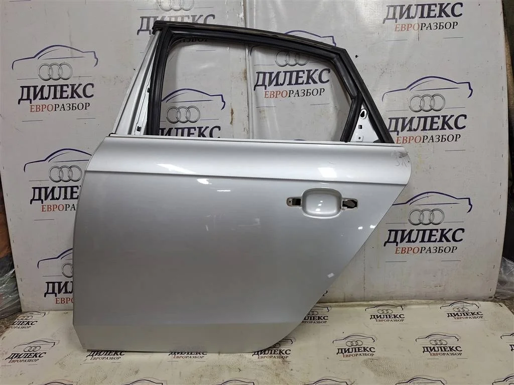 дверь Audi A4 (B8) 2007-2015 L R