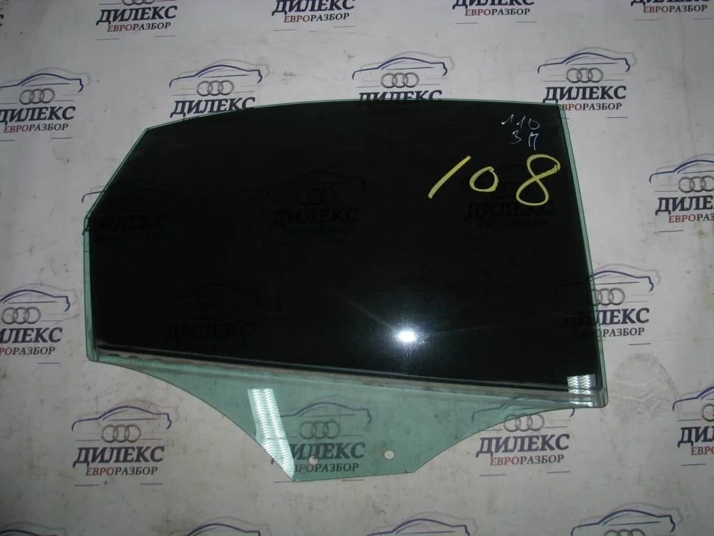 стекло двери Audi A4 (B8) 2007-2015 R R