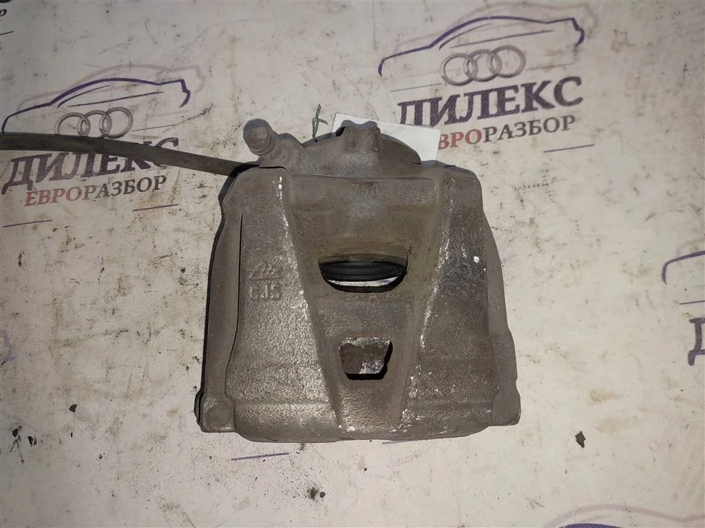 суппорт VW Tiguan 2007-2011 R F